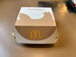 Zestaw McChicken w McDonalds